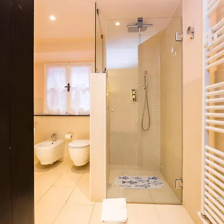 1m| 4 People| Sea By Tilo Genua