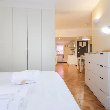 Apartment 1m| 4 People| Sea By Tilo