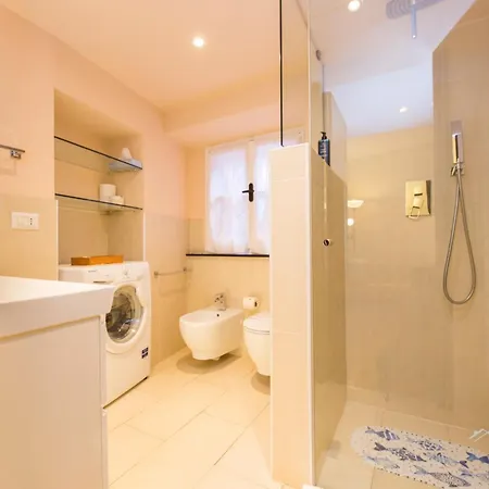 1m| 4 People| Sea By Tilo Apartament Genua